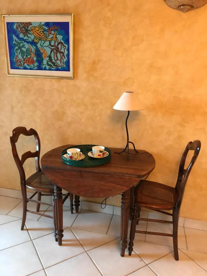 Les Trefles Apartment Hyeres Luaran gambar