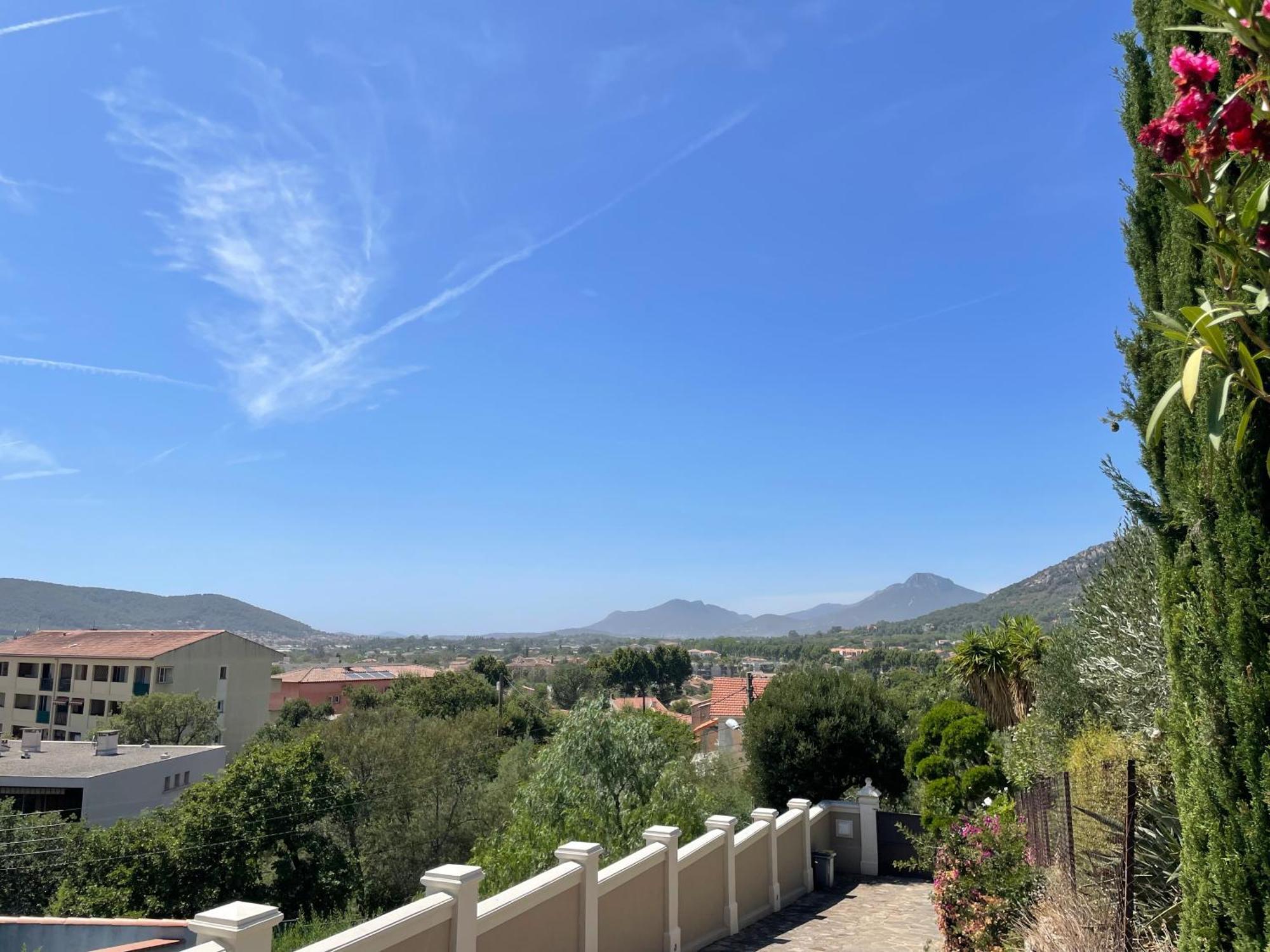 Les Trefles Apartment Hyeres Luaran gambar